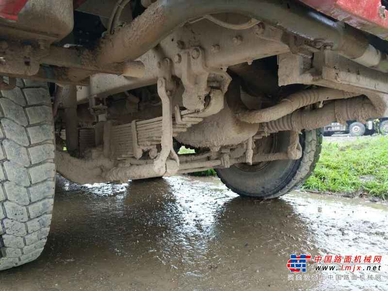 湖北出售转让二手2013年中国重汽豪沃ZZ3257M2941自卸车