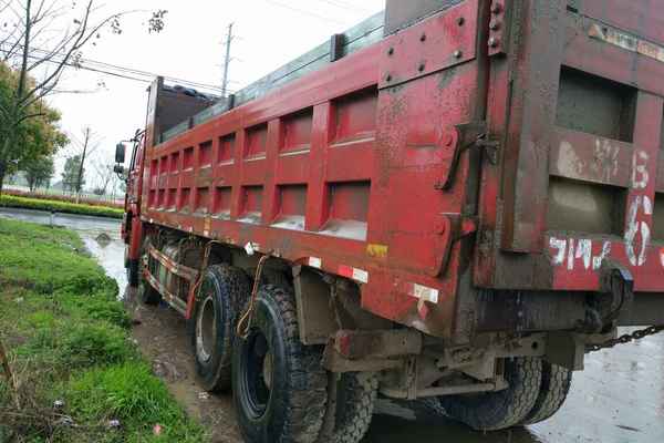 湖北出售转让二手2013年中国重汽豪沃ZZ3257M2941自卸车