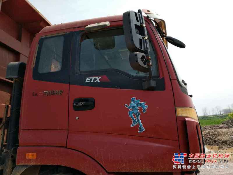 湖北出售转让二手2010年中国重汽ZZ3317N3567C1自卸车