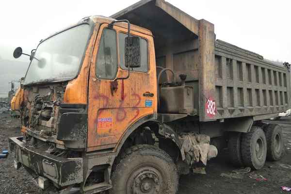 山西出售转让二手2009年中国重汽金王子ZZ3251N4241C1自卸车