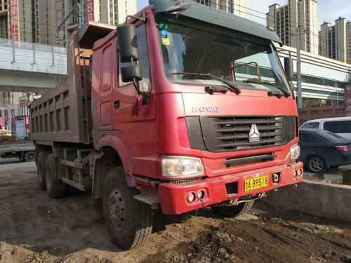 吉林出售转让二手2011年中国重汽豪沃ZZ5437N466741自卸车