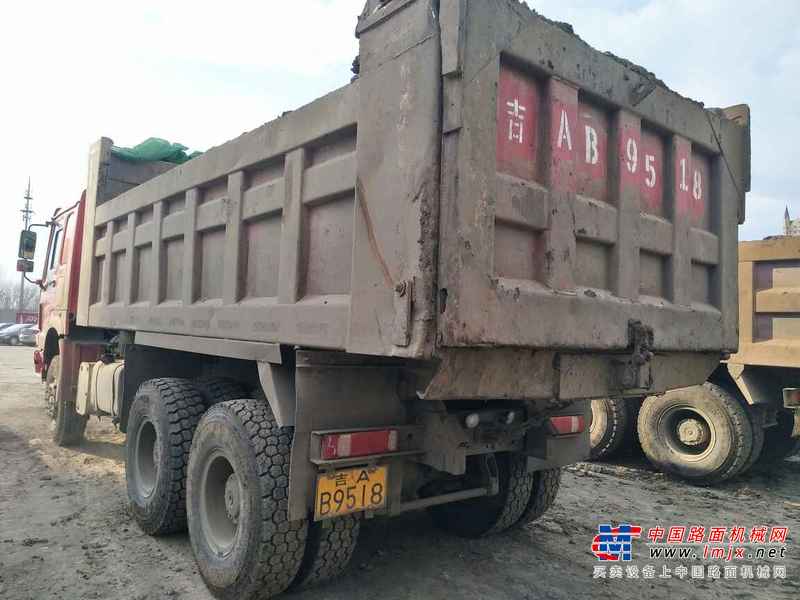 吉林出售转让二手2011年中国重汽豪沃ZZ5437N466741自卸车
