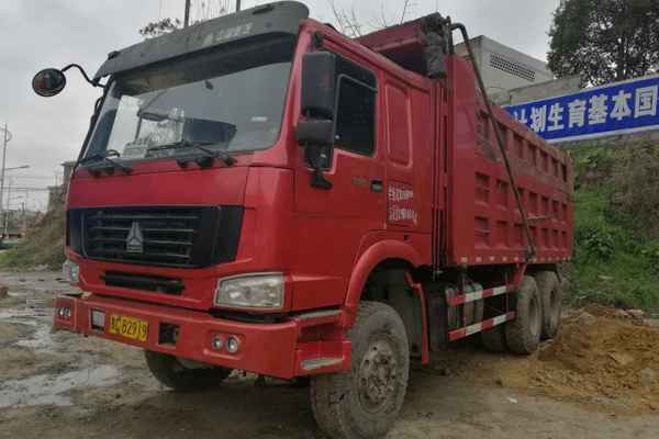 贵州出售转让二手2012年中国重汽豪沃ZZ5437N466741自卸车