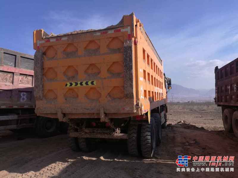 山西出售转让二手2012年红岩CQ3254SMG384自卸车