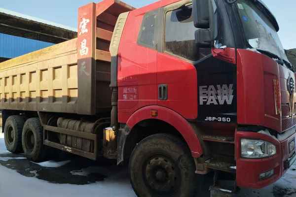 吉林出售转让二手2010年中国重汽豪泺ZZ3317N3568W自卸车