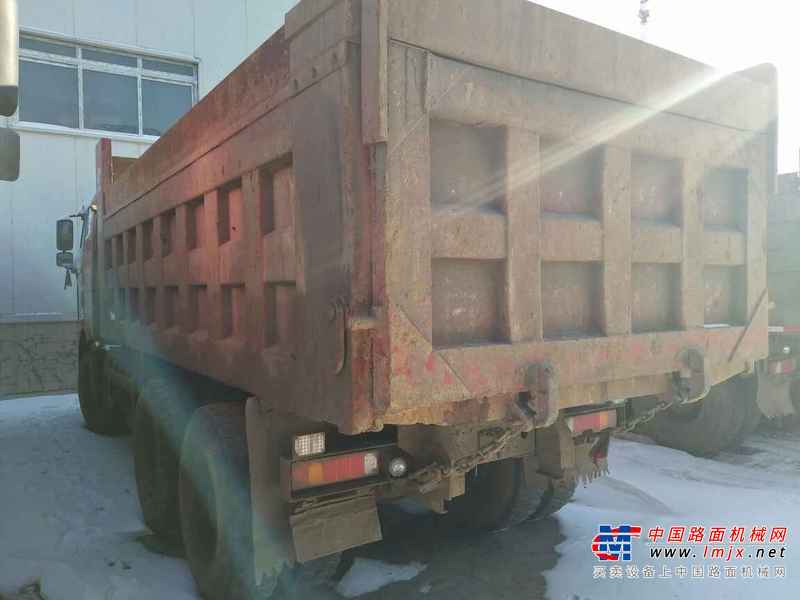 吉林出售转让二手2010年中国重汽豪泺ZZ3317N3568W自卸车