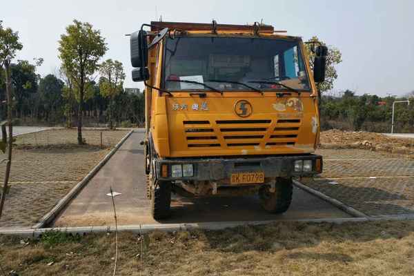 湖北出售转让二手2010年陕汽奥龙SX3254BM384自卸车