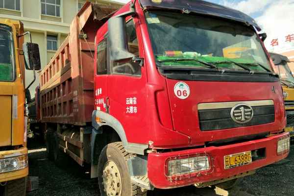 云南出售转让二手2012年中国重汽豪泺ZZ3257N3847A自卸车