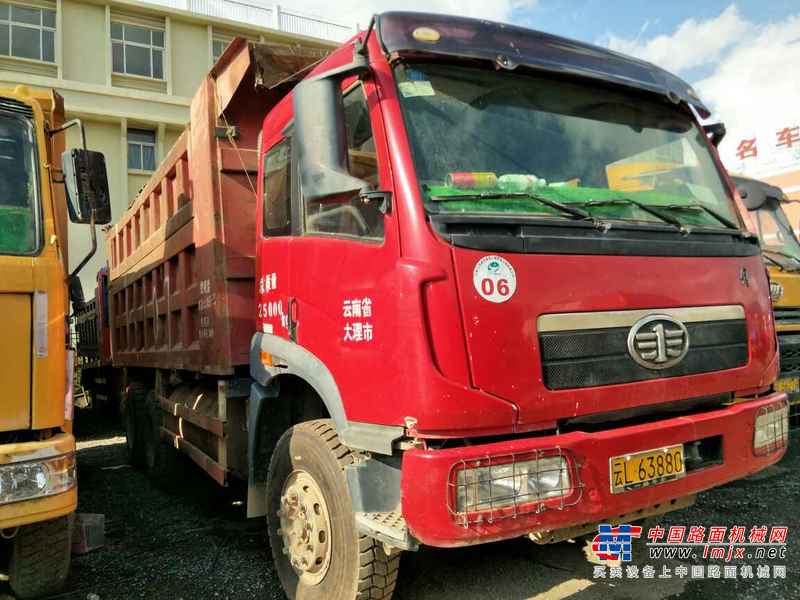 云南出售转让二手2012年中国重汽豪泺ZZ3257N3847A自卸车