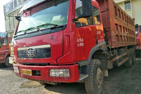 云南出售转让二手2012年中国重汽豪泺ZZ3257N3847A自卸车