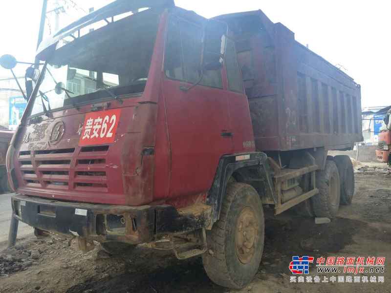 贵州出售转让二手2010年中国重汽豪沃ZZ3257N3847D1自卸车