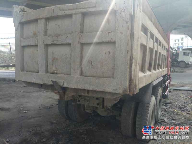 贵州出售转让二手2010年中国重汽豪沃ZZ3257N3847D1自卸车