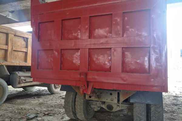 贵州出售转让二手2011年中国重汽豪沃ZZ3257N3847D1自卸车