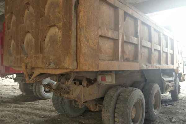 贵州出售转让二手2011年红岩CQ3254SMG384自卸车