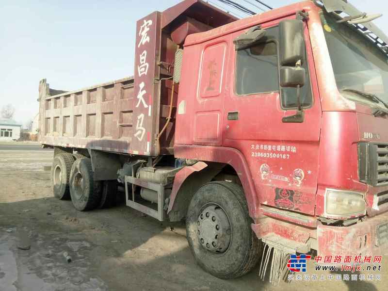 黑龙江出售转让二手2011年中国重汽豪沃ZZ3257N5247自卸车