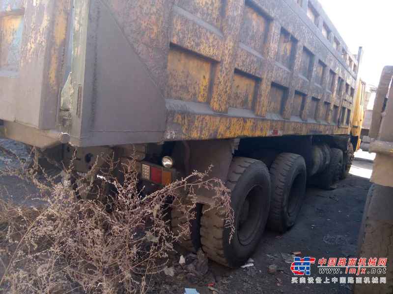 山西出售转让二手2011年红岩CQ3253TMG324自卸车