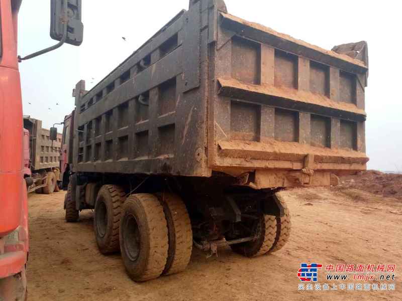 山西出售转让二手2010年中国重汽豪沃ZZ3257M2941自卸车