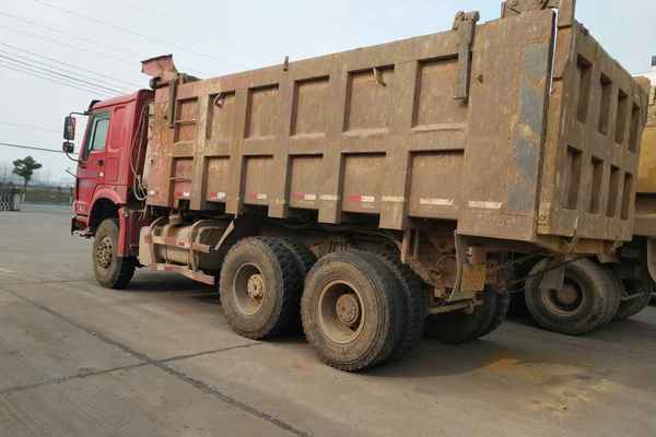 湖北出售转让二手2010年中国重汽ZZ3317N3567C1自卸车