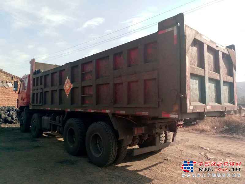 山西出售转让二手2011年东风柳汽乘龙LZ3310PEF自卸车