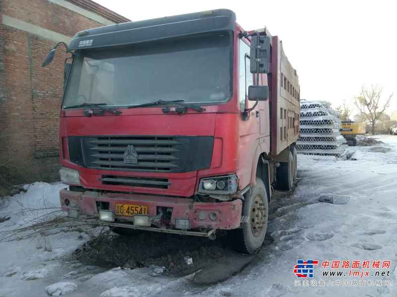 吉林出售转让二手2009年中国重汽豪沃ZZ3257M2941自卸车