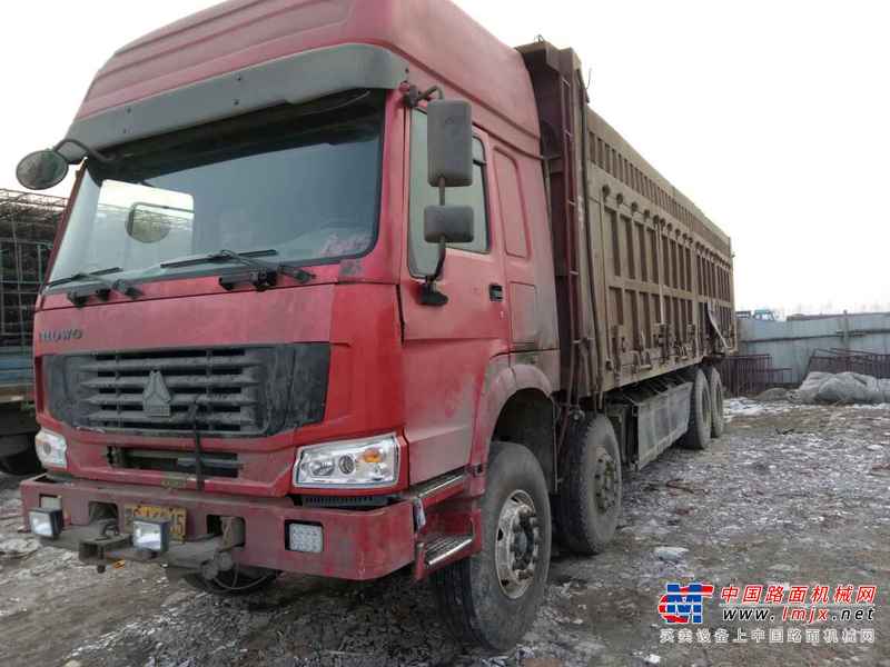 吉林出售转让二手2010年中国重汽豪沃ZZ3257M2941自卸车