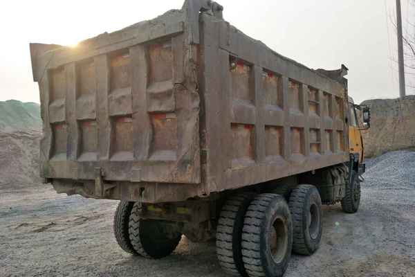山西出售转让二手2012年陕汽奥龙SX3255UN384自卸车