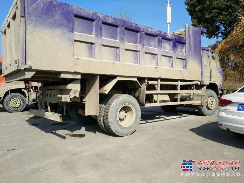 湖北出售转让二手2010年东风DFL3251A1自卸车