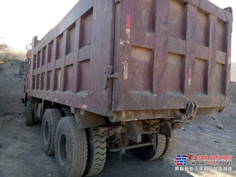 山西出售转让二手2012年中国重汽豪泺ZZ3317N3568W自卸车