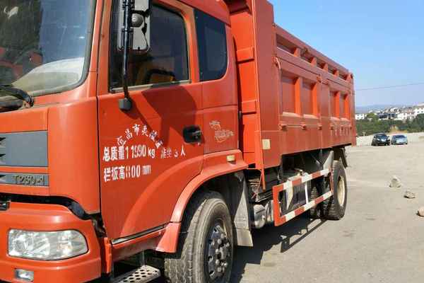 湖北出售转让二手2012年东风DFL3251A1自卸车