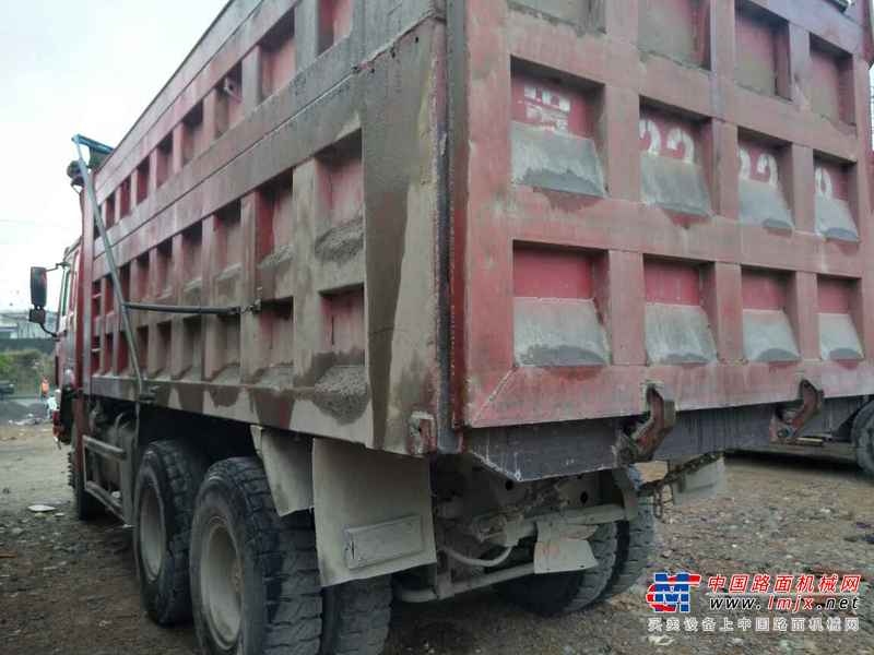贵州出售转让二手2010年中国重汽豪泺ZZ3317N3568W自卸车