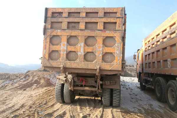 山西出售转让二手2012年陕汽奥龙SX3255DR354自卸车