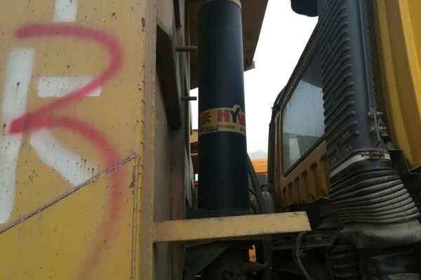 山西出售转让二手2010年红岩CQ3254SMG384自卸车