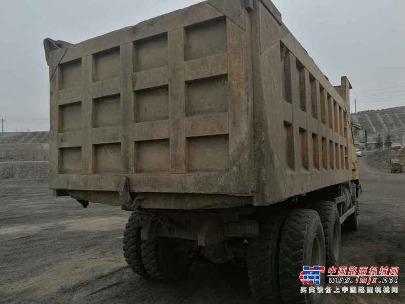 山西出售转让二手2011年红岩CQ3314CMG336自卸车