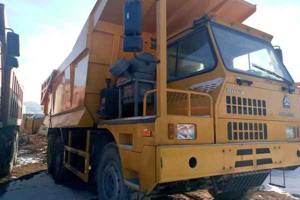 山西出售转让二手2013年中国重汽浩瀚重卡ZZ3255N3846D1自卸车