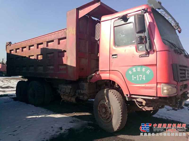 山西出售转让二手2014年中国重汽豪沃ZZ3257M2941自卸车