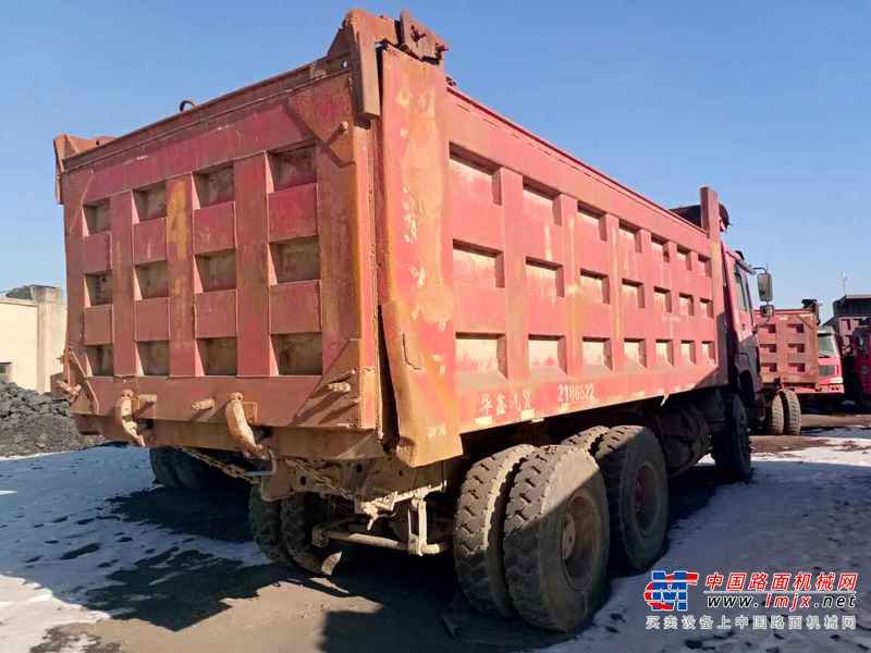 山西出售转让二手2014年中国重汽豪沃ZZ3257M2941自卸车
