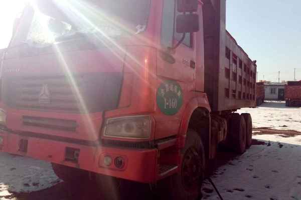 山西出售转让二手2014年中国重汽豪沃ZZ3257M2941自卸车
