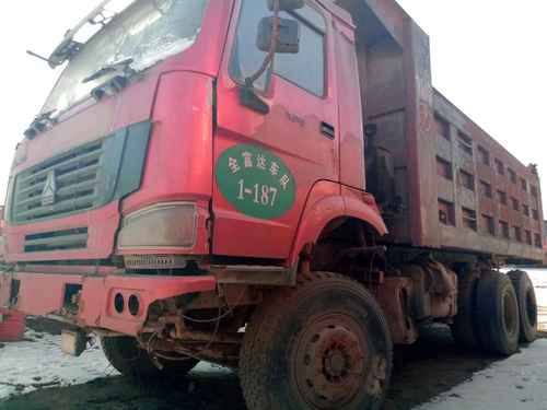 山西出售转让二手2014年中国重汽豪沃ZZ3257M2941自卸车