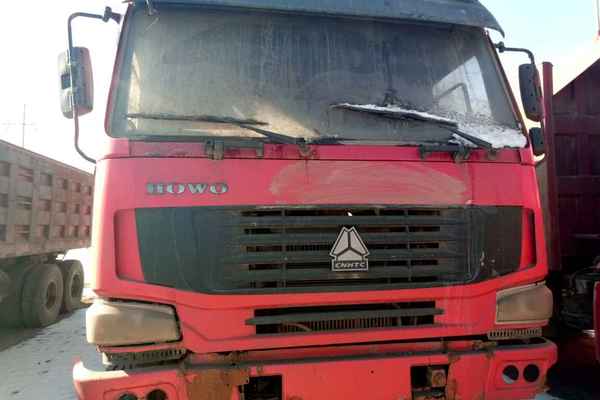 山西出售转让二手2014年中国重汽豪沃ZZ3257M2941自卸车
