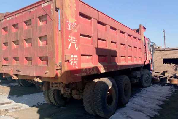 山西出售转让二手2014年中国重汽豪沃ZZ3257M2941自卸车
