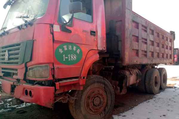 山西出售转让二手2014年中国重汽豪沃ZZ3257M2941自卸车