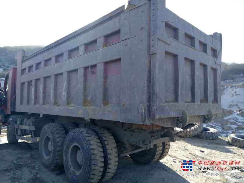 山西出售转让二手2012年中国重汽豪泺ZZ3327N3847D自卸车