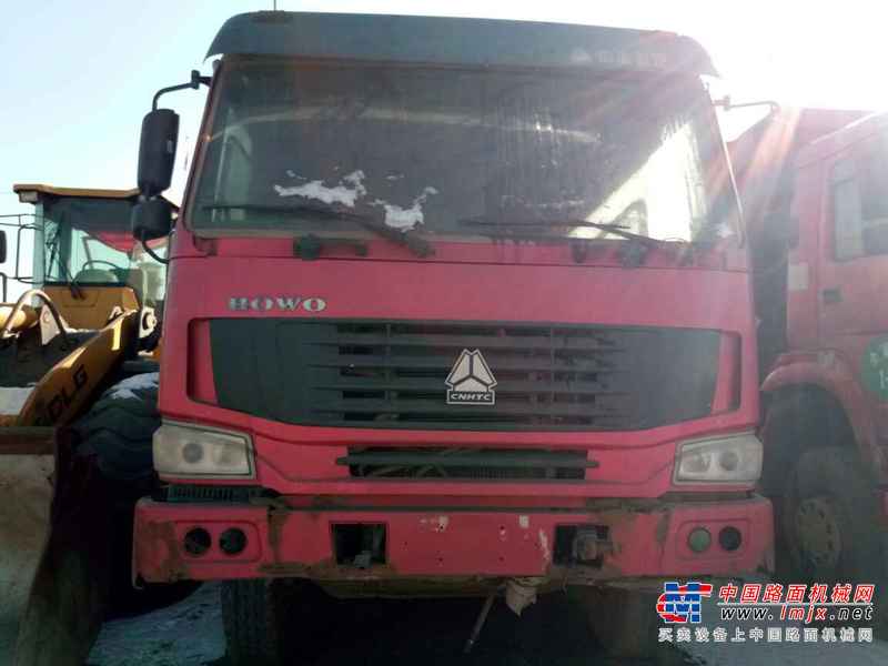 山西出售转让二手2014年中国重汽豪沃ZZ3257M2941自卸车