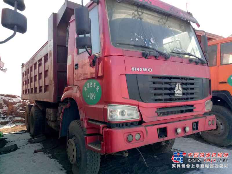 山西出售转让二手2014年中国重汽豪沃ZZ3257M2941自卸车