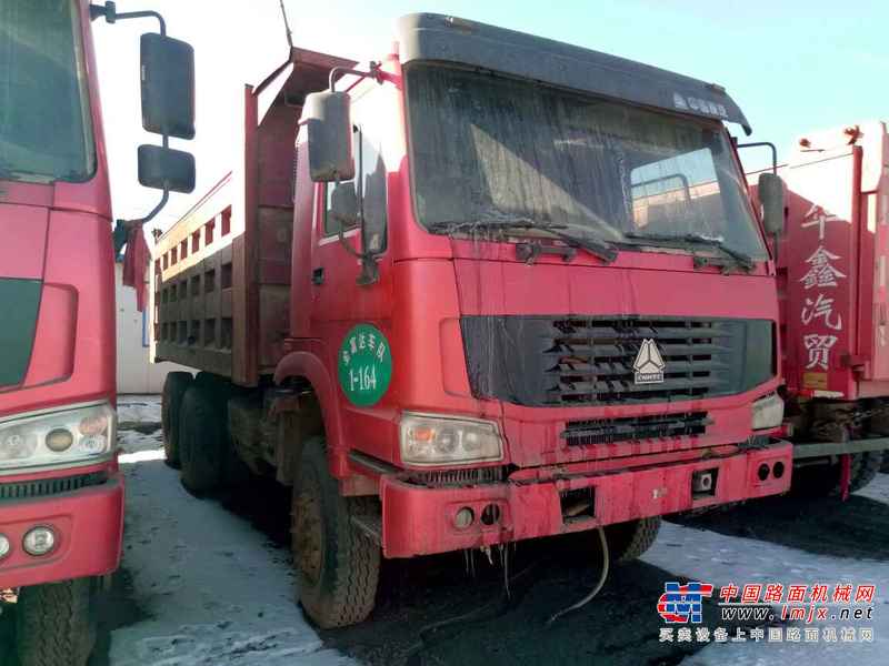 山西出售转让二手2014年中国重汽豪沃ZZ3257M2941自卸车