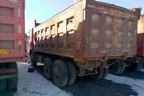 山西出售转让二手2014年中国重汽豪沃ZZ3257M2941自卸车