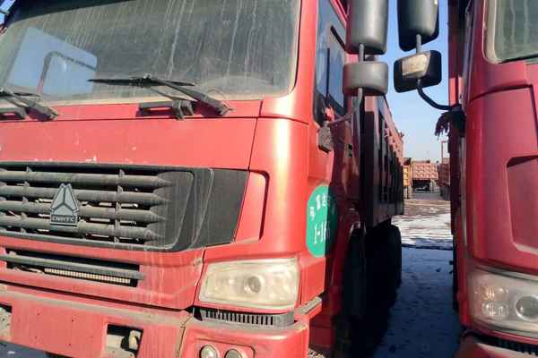 山西出售转让二手2014年中国重汽豪沃ZZ3257M2941自卸车
