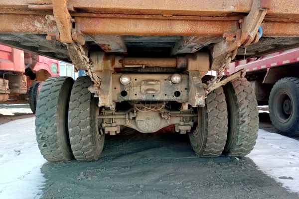 山西出售转让二手2014年中国重汽豪沃ZZ3257M2941自卸车