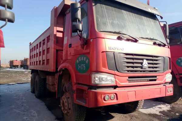 山西出售转让二手2014年中国重汽豪沃ZZ3257M2941自卸车
