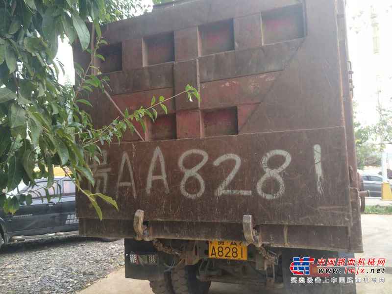 贵州出售转让二手2011年中国重汽豪沃ZZ3257N3847D1自卸车